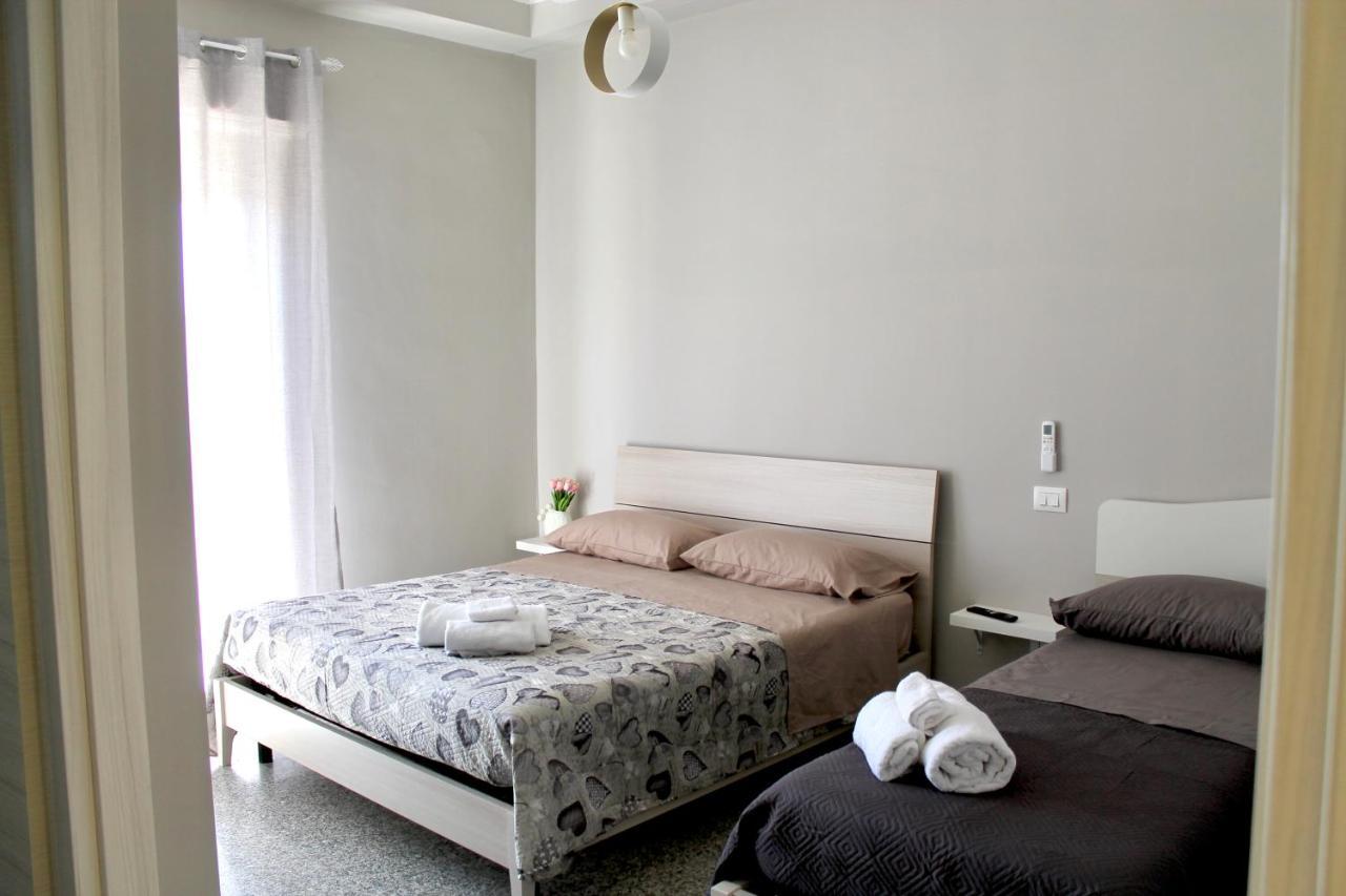 Bed and Breakfast Charm Airport à Reggio de Calabre Extérieur photo