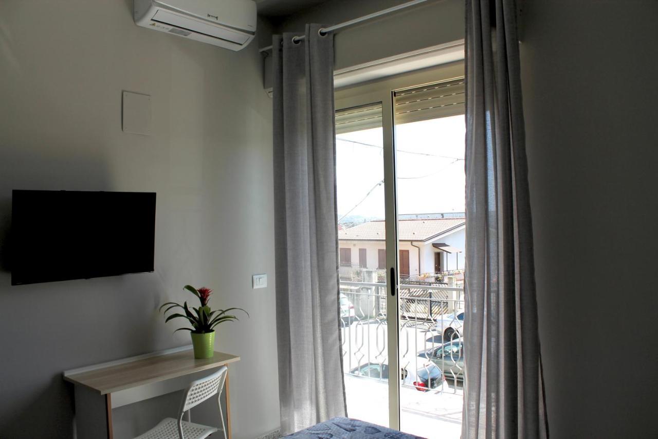 Bed and Breakfast Charm Airport à Reggio de Calabre Extérieur photo