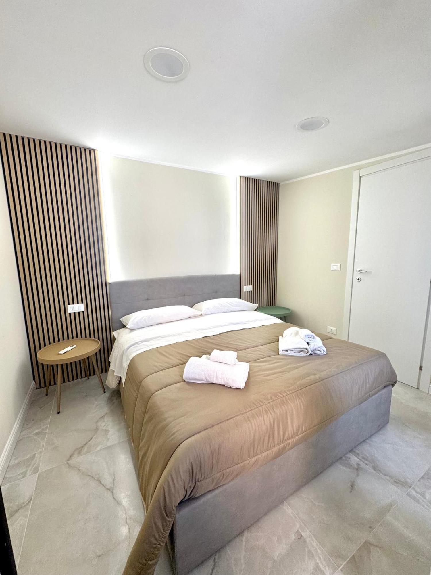 Bed and Breakfast Charm Airport à Reggio de Calabre Extérieur photo