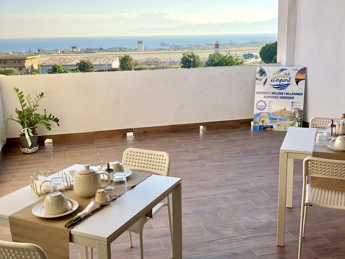 Bed and Breakfast Charm Airport à Reggio de Calabre Extérieur photo